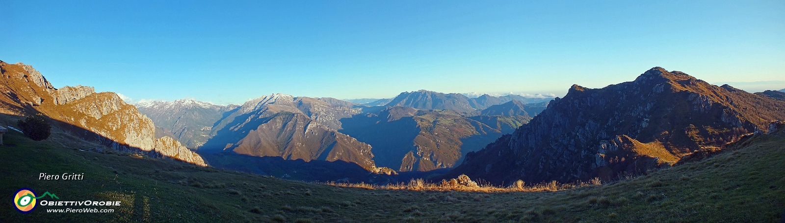 43 panoramica dalla Baita del Giacom....jpg